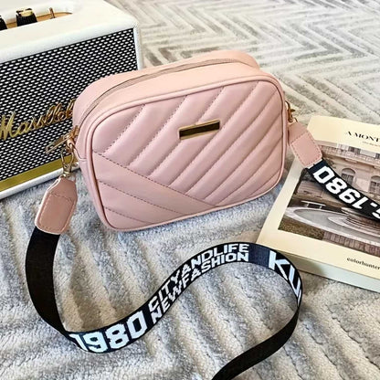 Olivia | Kleine Vierkante Cameratas